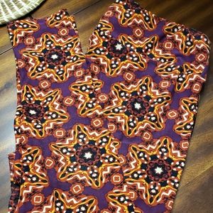 LuLaRoe Leggings Tall and Curvy